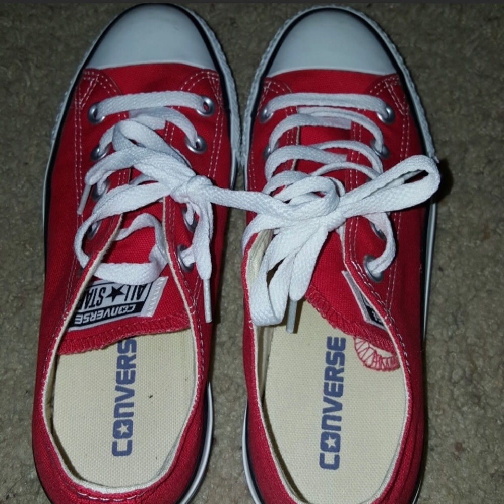 Red converse